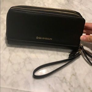 Black wallet